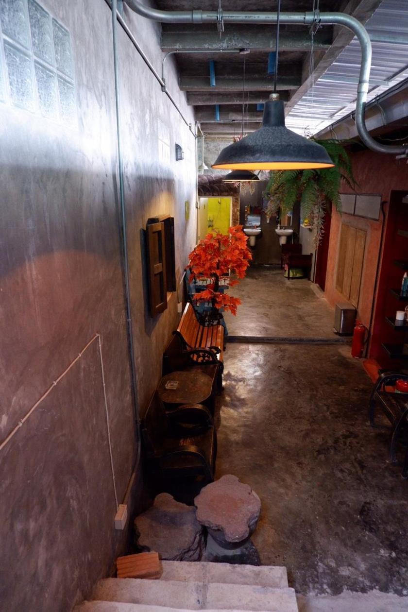 Bigboss Hostel Thongsala Exterior foto